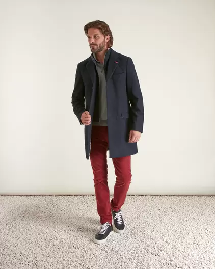 Manteau court 100% laine offre à 470€ sur Vicomte A