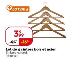 Lot De 4 Cintres Bois Et Acier  offre à 3,99€ sur Weldom