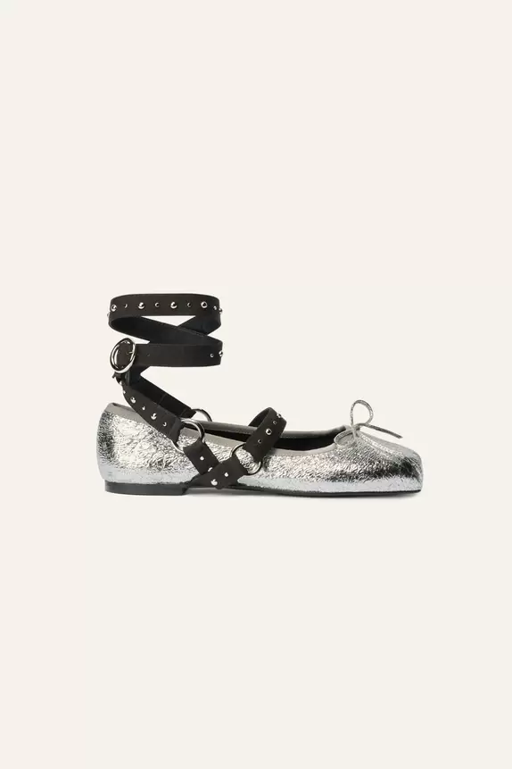 Clodye ballerine offre à 285€ sur ba&sh