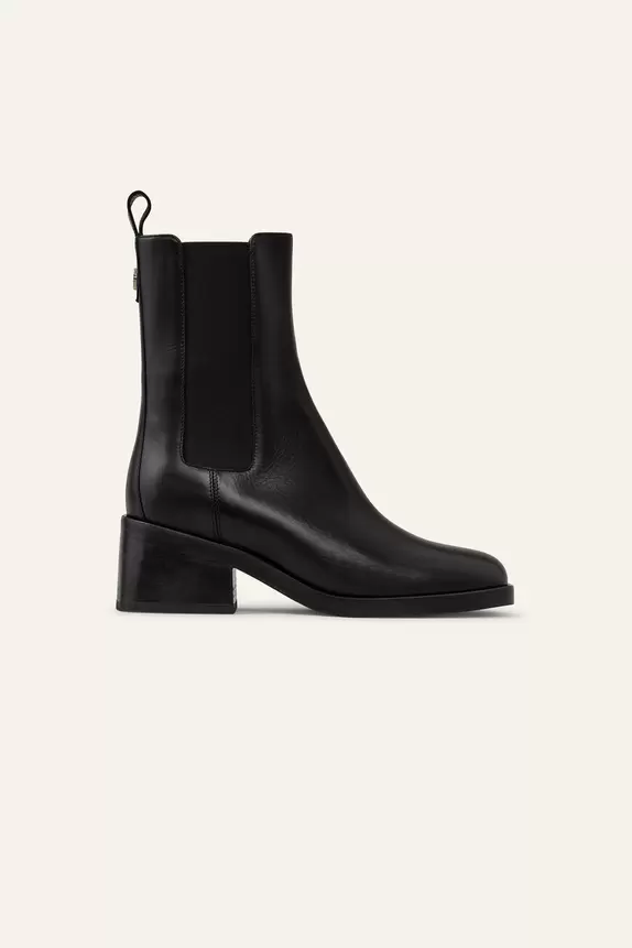 Bottines CORELIA offre à 375€ sur ba&sh