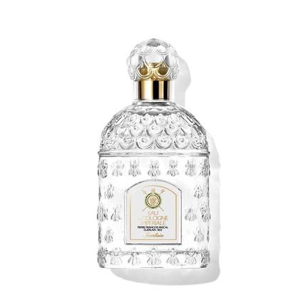 LES COLOGNES offre à 114€ sur Guerlain