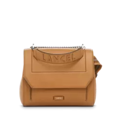 Ninon de Lancel offre à 650€ sur Lancel