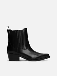 Bottines cowboy TH Monogram en cuir offre à 189,9€ sur Tommy Hilfiger