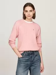 Pull décontracté en mini maille torsadée offre à 129,9€ sur Tommy Hilfiger