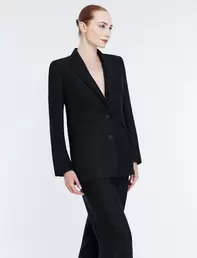 Linen Blazer offre à 298€ sur BCBG Maxazria