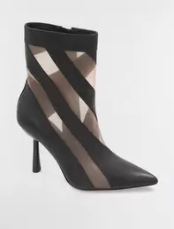 Reldo Illusion Bootie offre à 289€ sur BCBG Maxazria