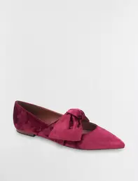 Prely Bow Flat offre à 279€ sur BCBG Maxazria