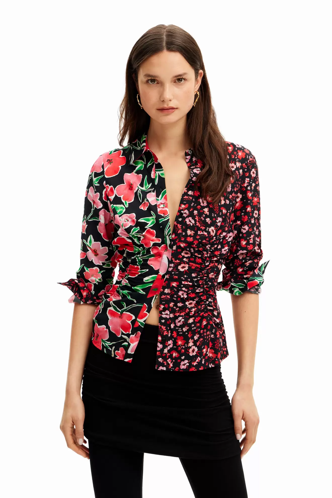 Chemise froncée fleurs offre à 44,97€ sur Desigual