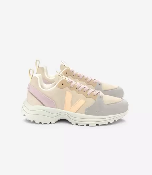 VENTURI SUEDE ALMOND PEACH MULTICO offre à 122,5€ sur Veja