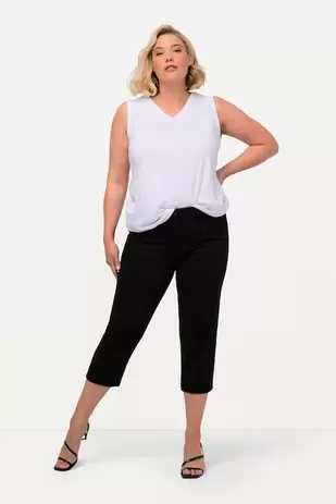 Pantalon Mony, longueur au mollet. Poches zippées et tissu stretch offre à 39,99€ sur Ulla Popken