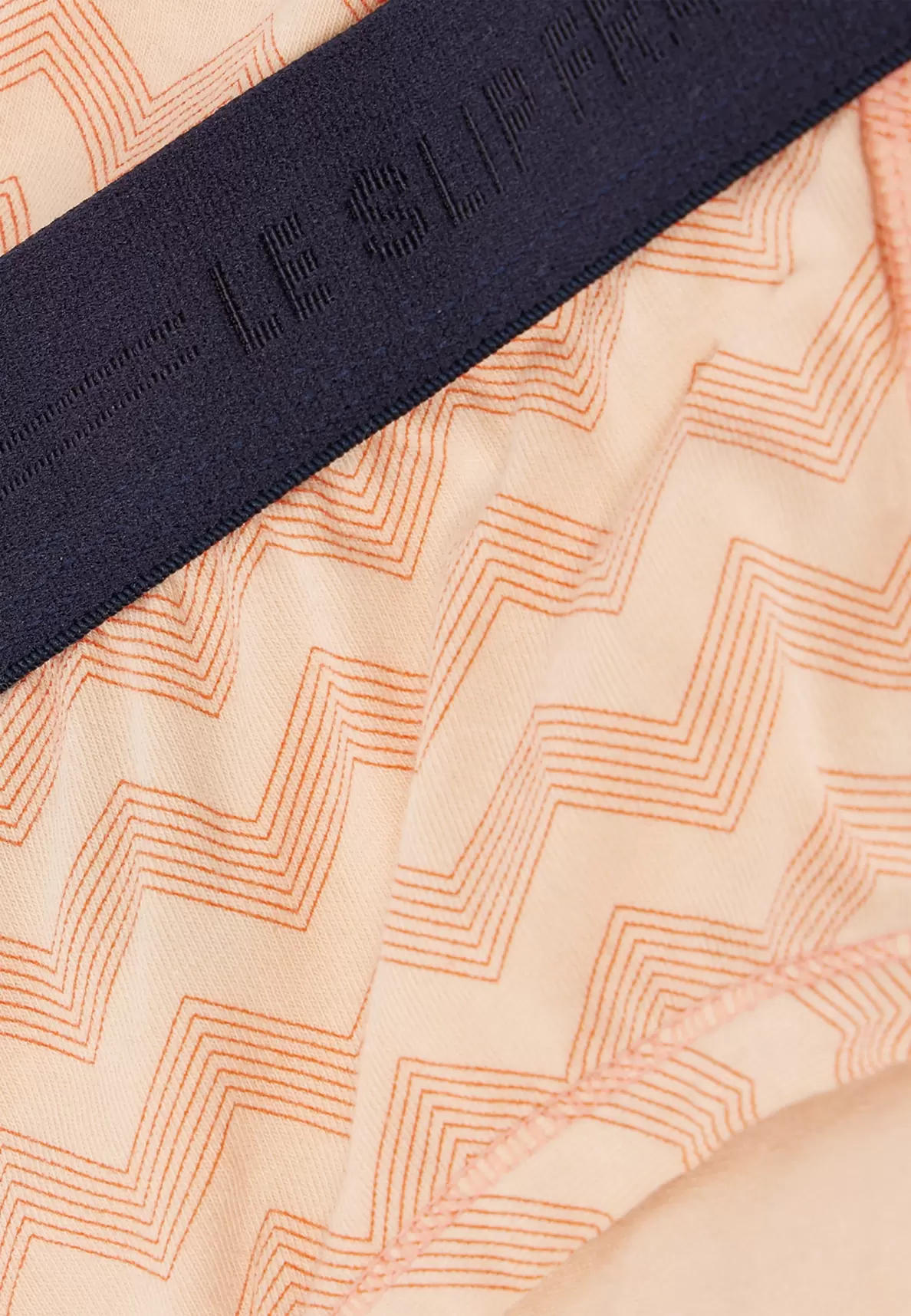 Slip en coton -    Terrible Chevron Zig Zag Tango Abricot offre à 23€ sur Le Slip Français