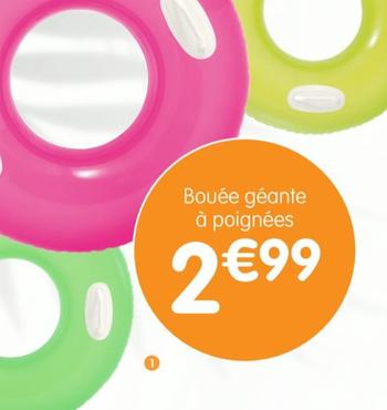Bouée Géante à Poignées offre à 2,99€ sur B&M
