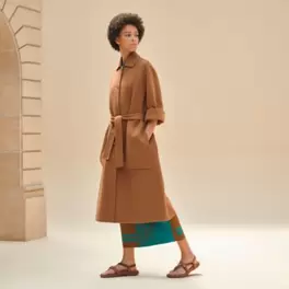 Manteau Inspiration Peignoir offre à 7000€ sur Hermès