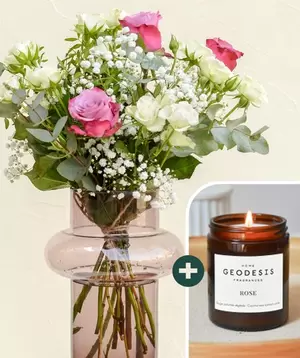 Marie Simple et sa bougie Geodesis - Rose offre à 49,8€ sur Au nom de la rose