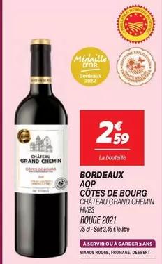 Château Grand Chemin - Bordeaux AOP Côtes de Bourg : Vin élégant avec des notes fruitées, idéal pour accompagner vos repas.