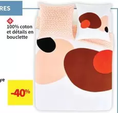 Coton Et Détails En Bouclette