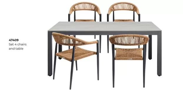 47409 Set 4 Chairs And Table offre sur KARE