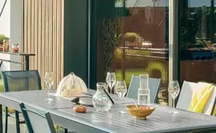 Eclóz - Table Extensible «Délice» offre à 549€ sur Gamm vert
