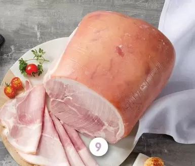 Jambon Cuit Supérieur Avec Couenne offre sur Intermarché Contact