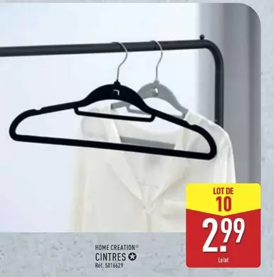 Home Creation - Cintres offre à 2,99€ sur Aldi