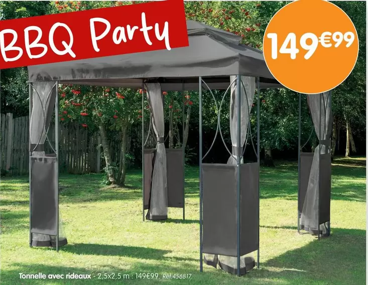 Tonnelle Avec Rideaux offre à 149,99€ sur B&M