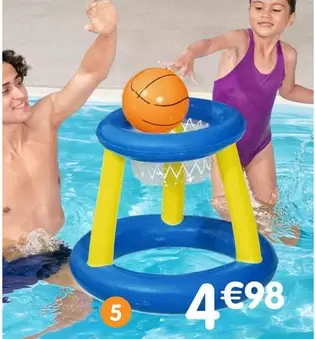 Panier De Basket-Ball Flottant offre à 4,98€ sur B&M