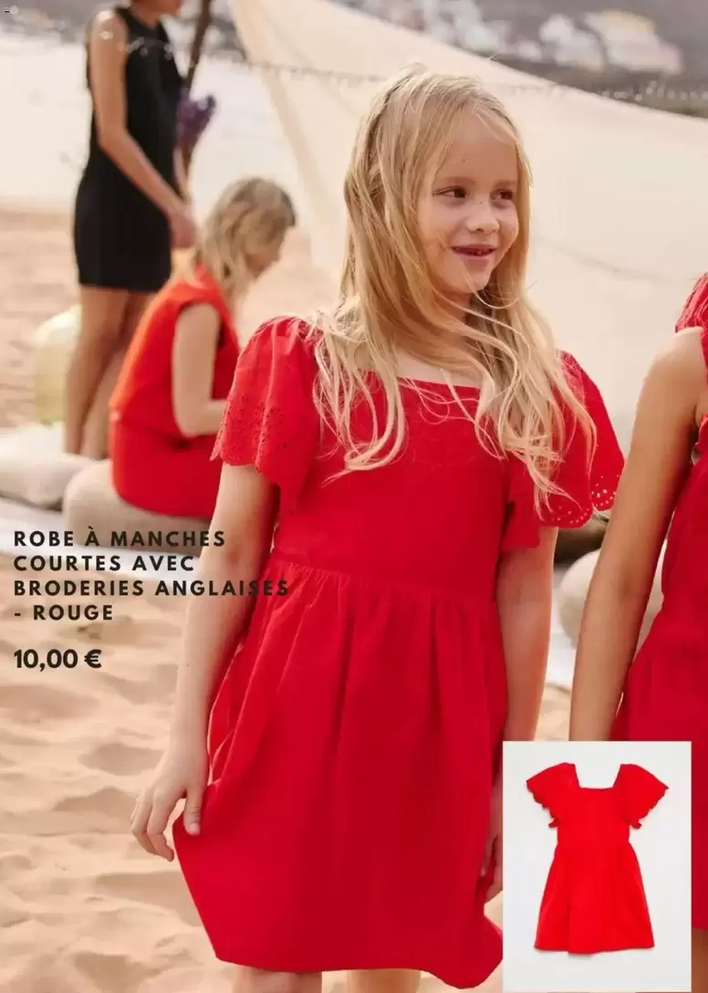Robe A Manches Couetes Avec Broderées Anglais offre à 10€ sur Kiabi